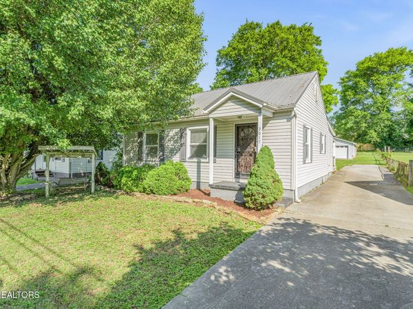 3017 Boright Drive, Knoxville, TN 37917