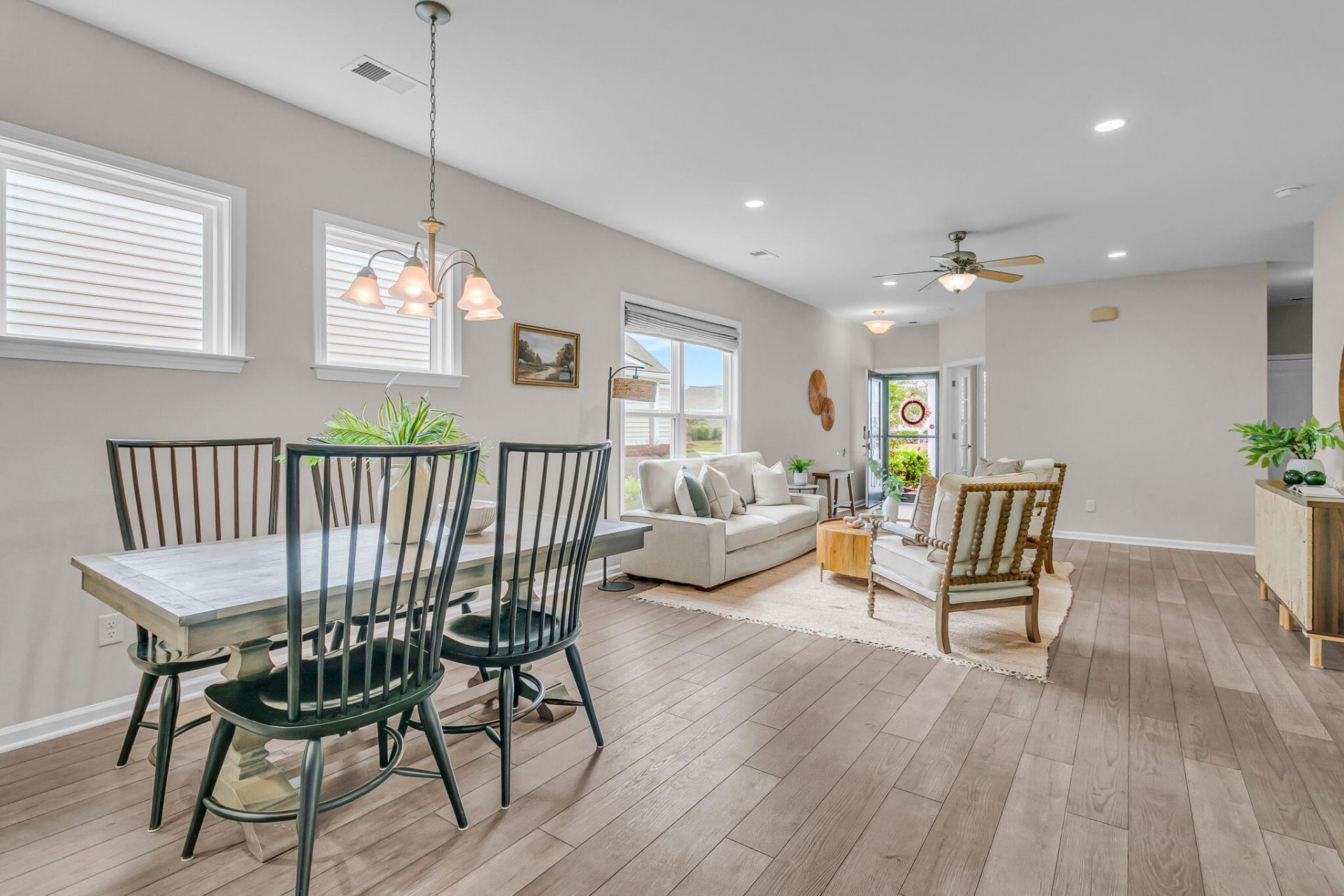 628 Battery Edge Drive Photo 12