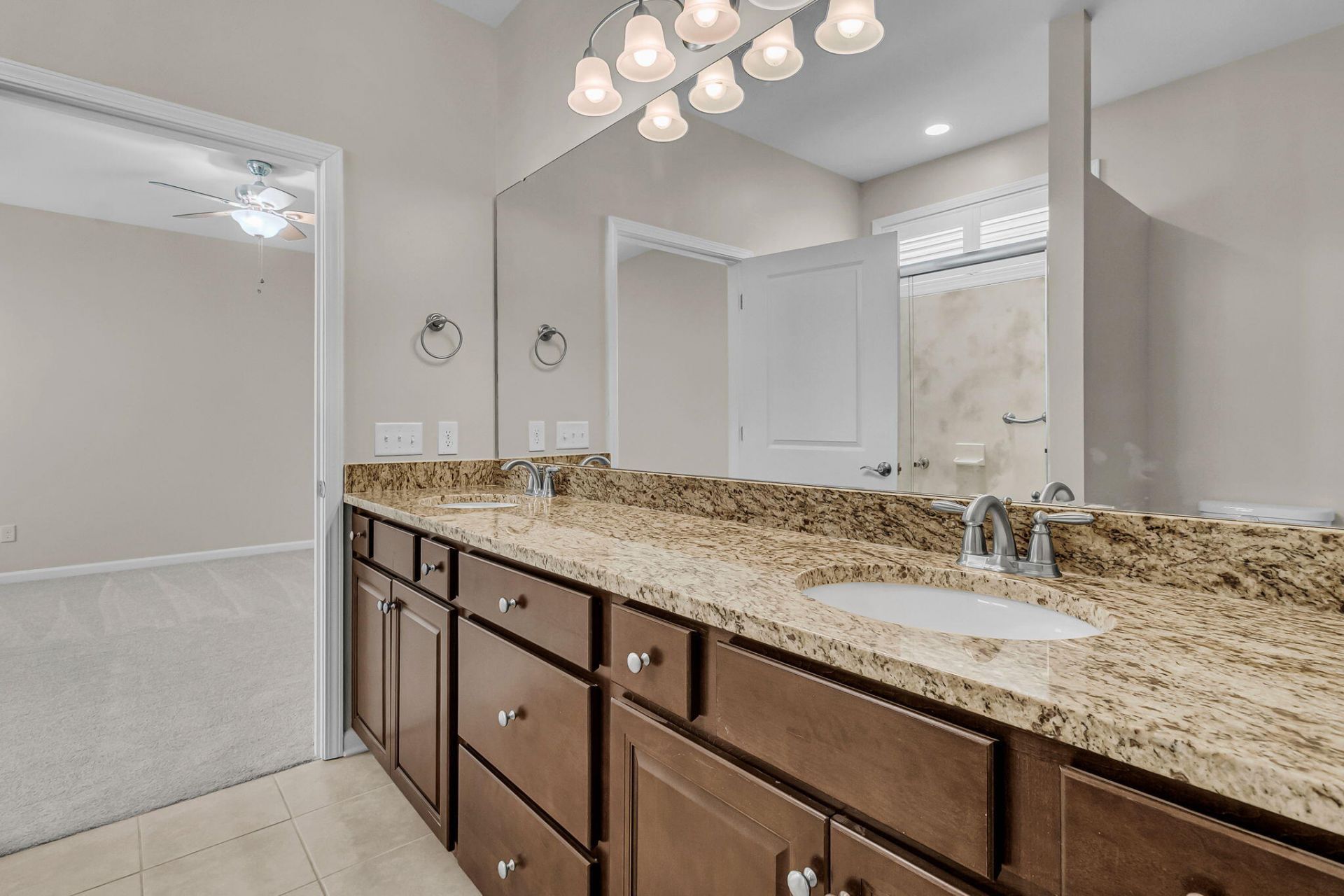 628 Battery Edge Drive Photo 24