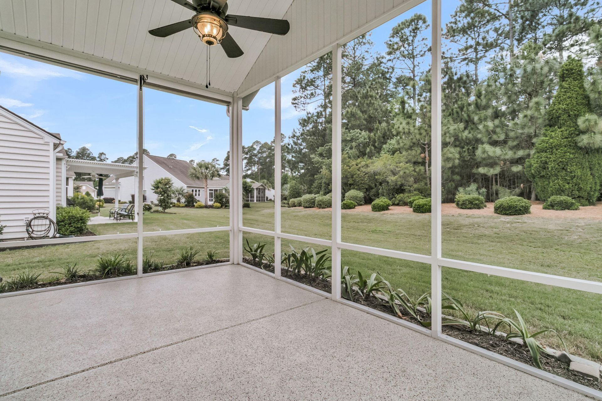 628 Battery Edge Drive Photo 32