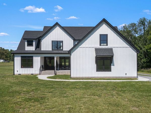 796 Deberry Rd, Morrison, TN 37357