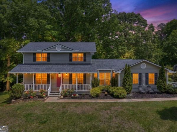 3958 Pointe N, Gainesville, GA 30506