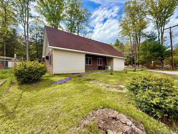 23 Woodland Way , Smallwood, NY 12778