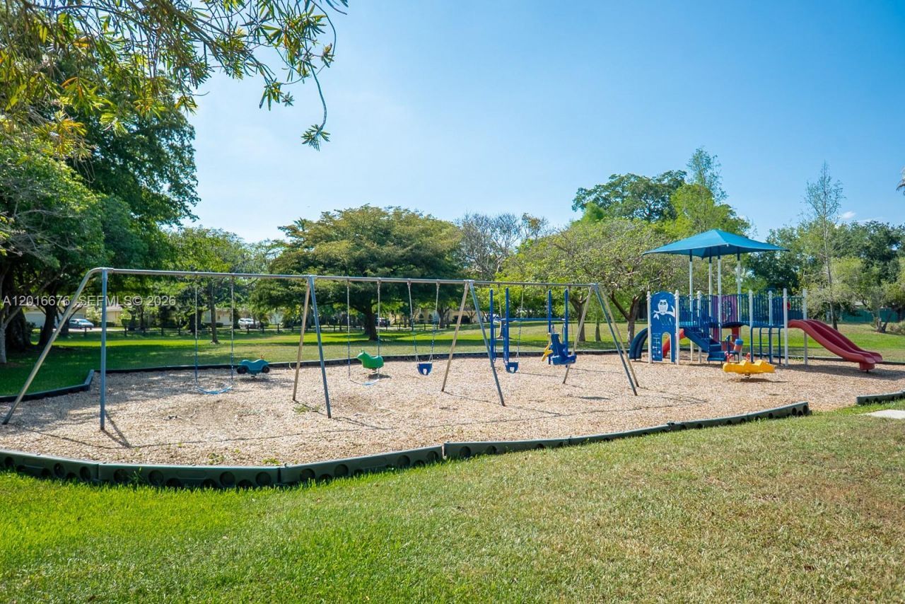 5063 Sweetwater Ter, Cooper City, FL 33330 Photo