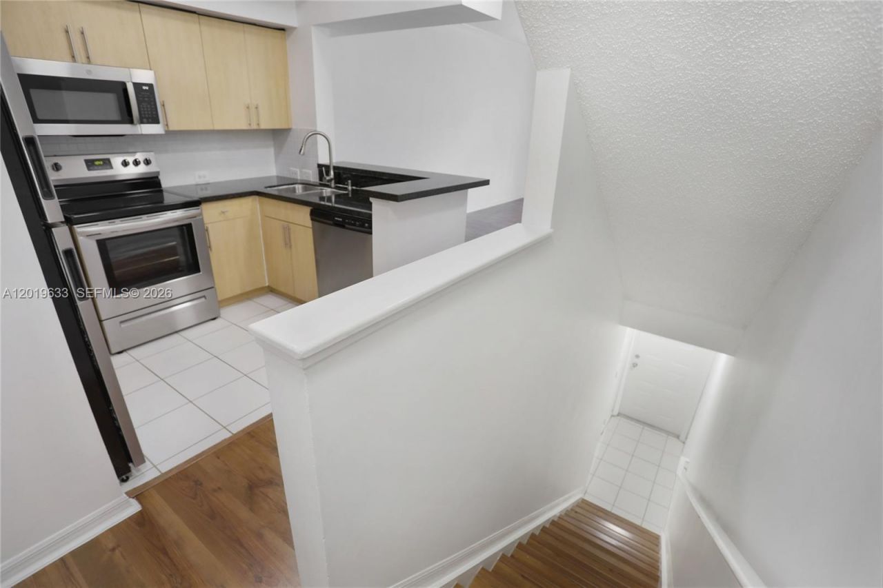 2941 NE 185th St , Unit 1305, Aventura, FL 33180 Photo