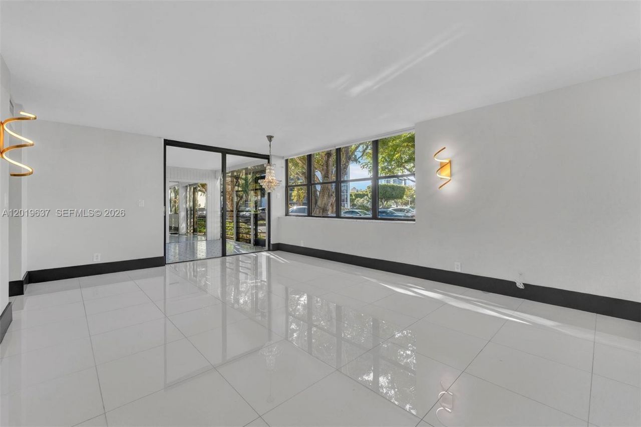 20441 NE 30th Ave, Unit 106-9, Aventura, FL 33180 Photo