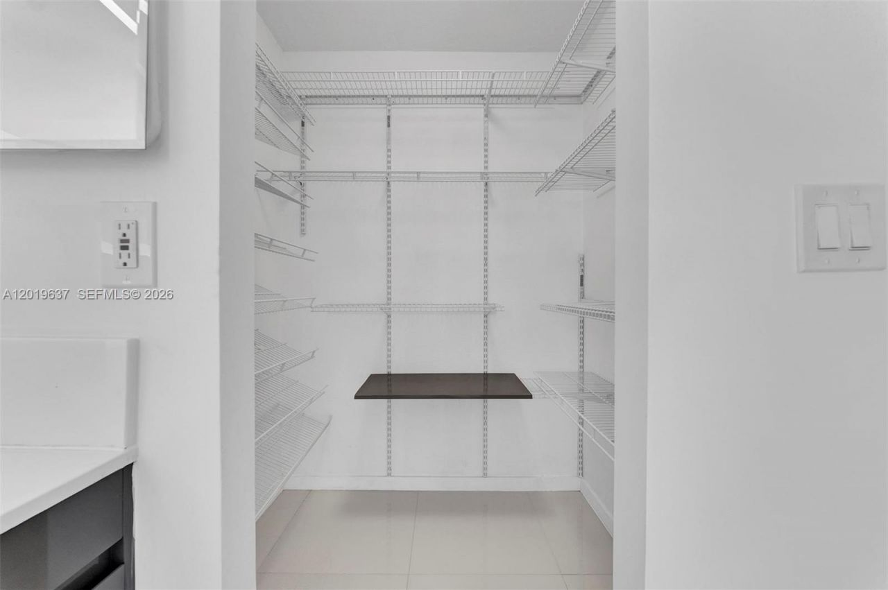 20441 NE 30th Ave, Unit 106-9, Aventura, FL 33180 Photo