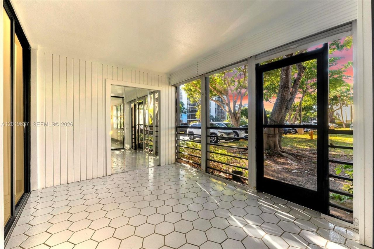 20441 NE 30th Ave, Unit 106-9, Aventura, FL 33180 Photo