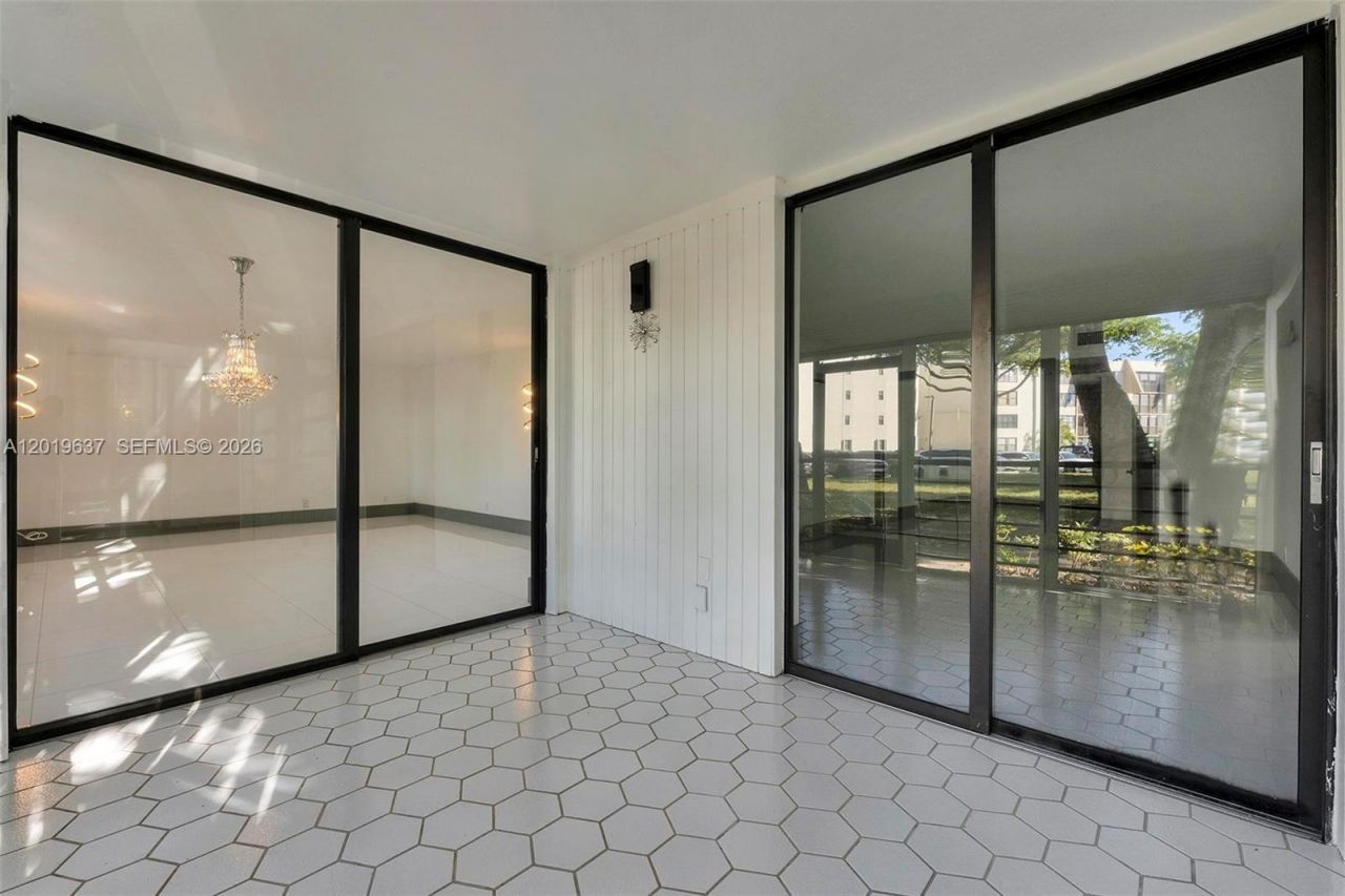20441 NE 30th Ave, Unit 106-9, Aventura, FL 33180 Photo