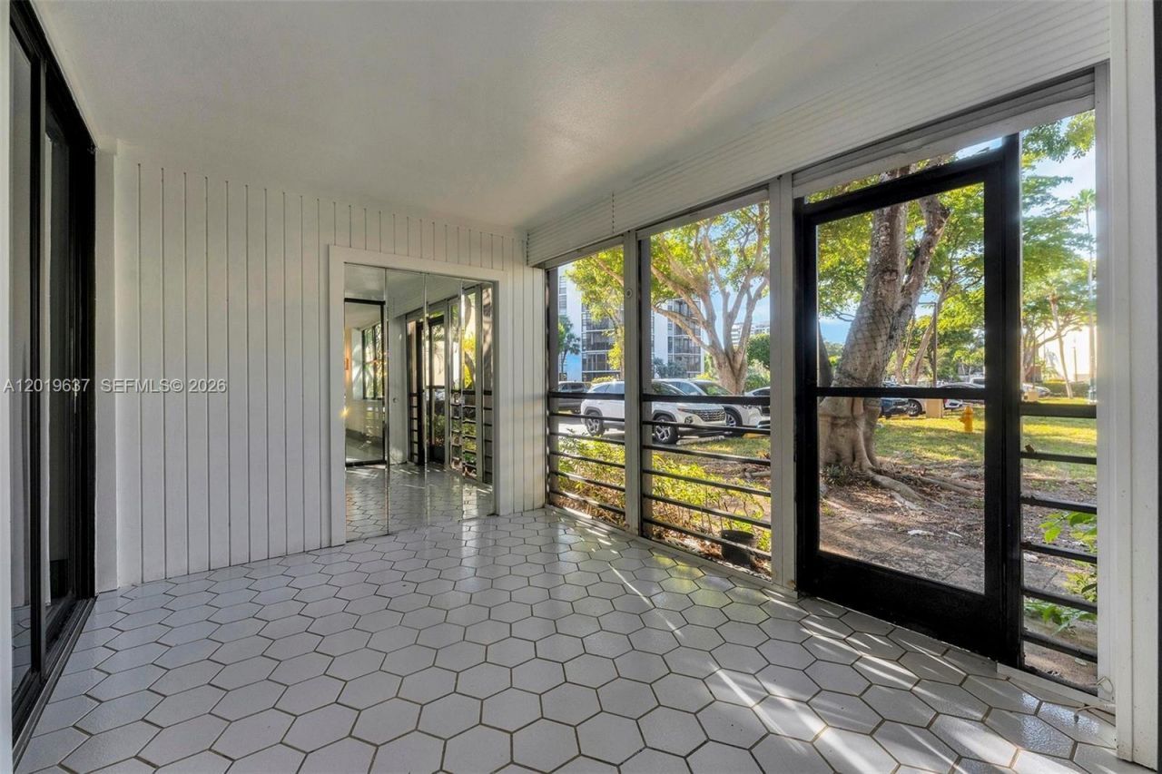20441 NE 30th Ave, Unit 106-9, Aventura, FL 33180 Photo
