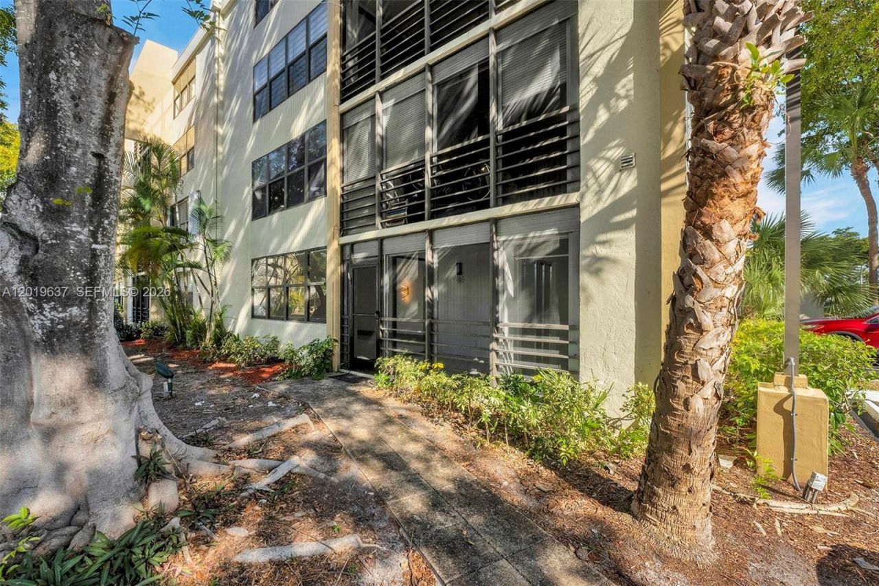 20441 NE 30th Ave, Unit 106-9, Aventura, FL 33180 Photo