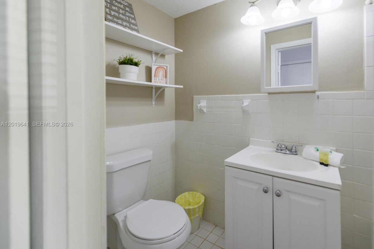 225 NW 14th Ave, Unit 225, Miami, FL 33125 Photo