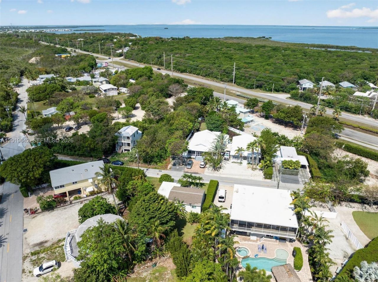 8 Ocean View Blvd, Key Largo, FL 33037 Photo