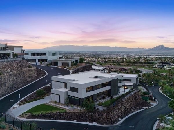 1456 Solitude Ridge Drive , Henderson, NV 89012
