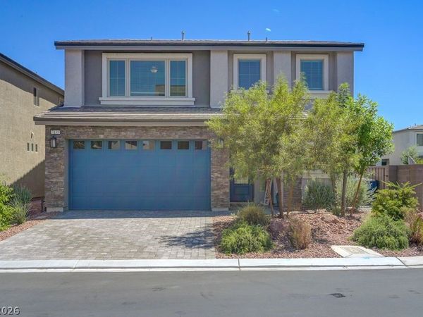 7135 Sunland Hills Avenue , Las Vegas, NV 89113