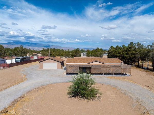5801 S Deanna Street, Pahrump, NV 89048