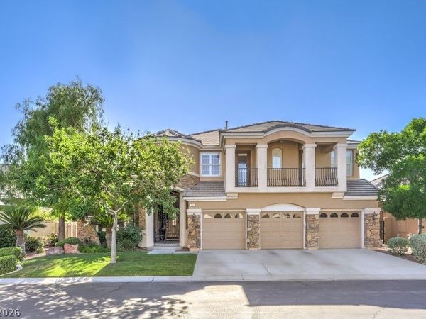 305 Onyx Crest Street, Las Vegas, NV 89145