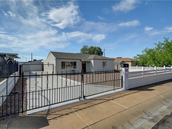 20 Laswell Street, Henderson, NV 89015