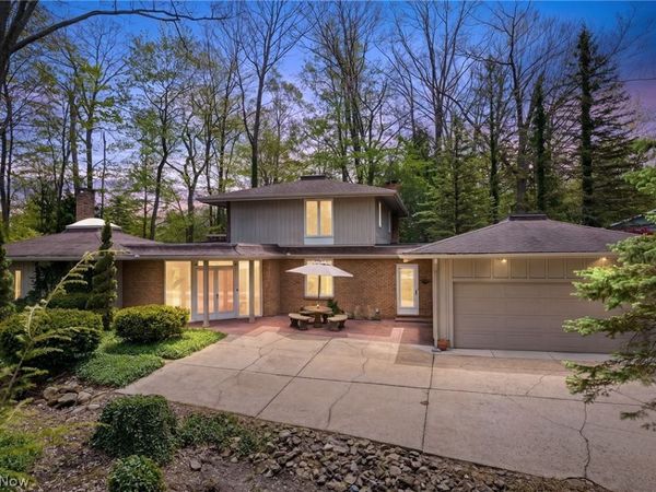 17571 Merry Oaks Trail , Chagrin Falls, OH 44023