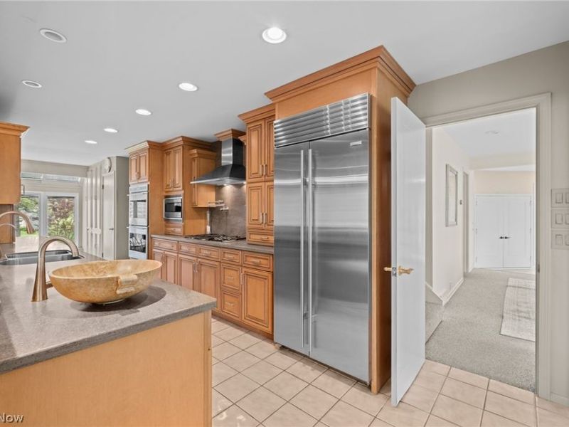 17571 Merry Oaks Trail, Chagrin Falls, OH 44023 Photo 10