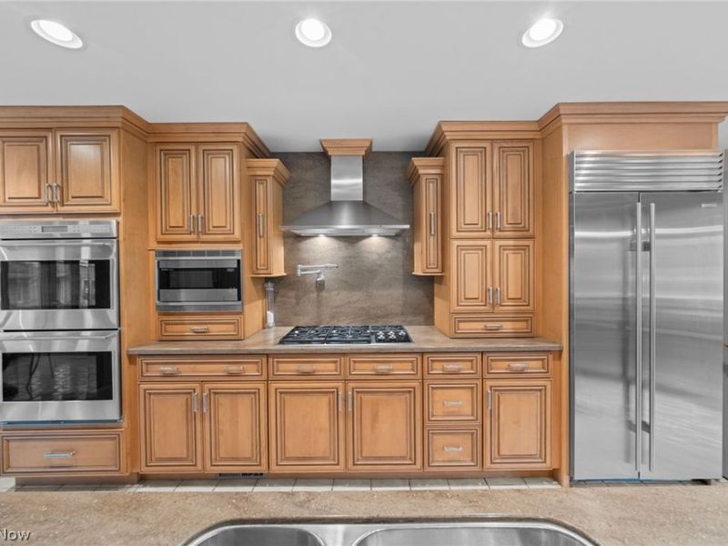 17571 Merry Oaks Trail, Chagrin Falls, OH 44023 Photo 11