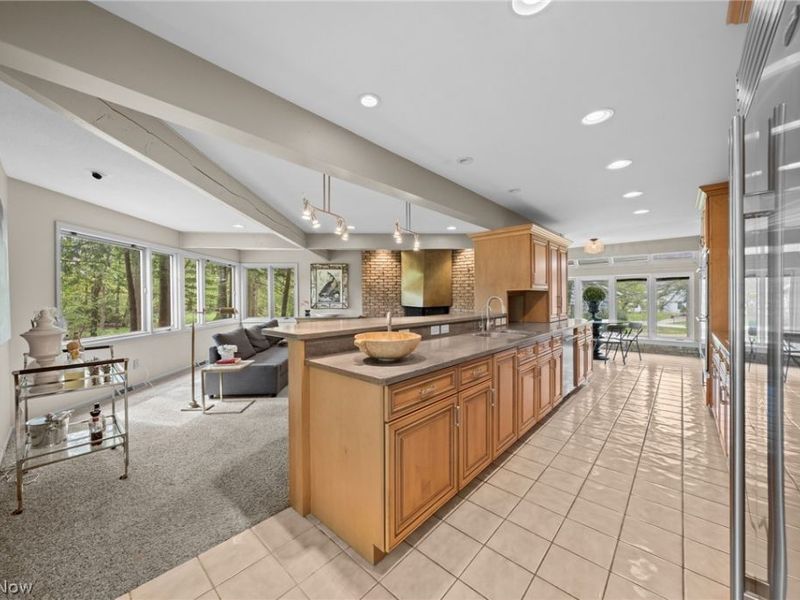 17571 Merry Oaks Trail, Chagrin Falls, OH 44023 Photo 12