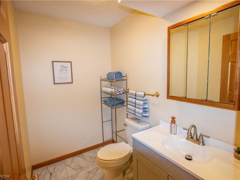 1457 S Marblewood Drive, Marblehead, OH 43440 Photo 13