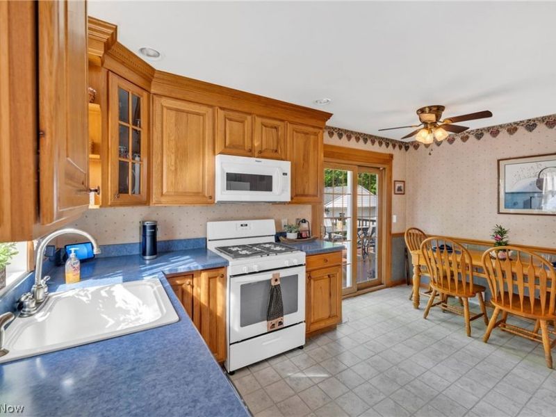 746 N Elmwood Avenue, Wickliffe, OH 44092 Photo 13