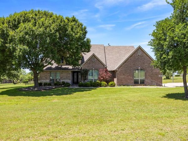 109 Aledo Pointe Drive, Aledo, TX 76008