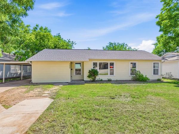 3608 Katrine Street, Haltom City, TX 76117
