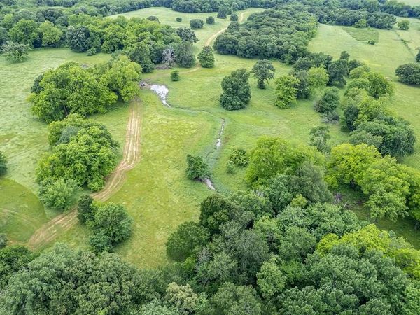 5286 County Road 4502 , Commerce, TX 75496