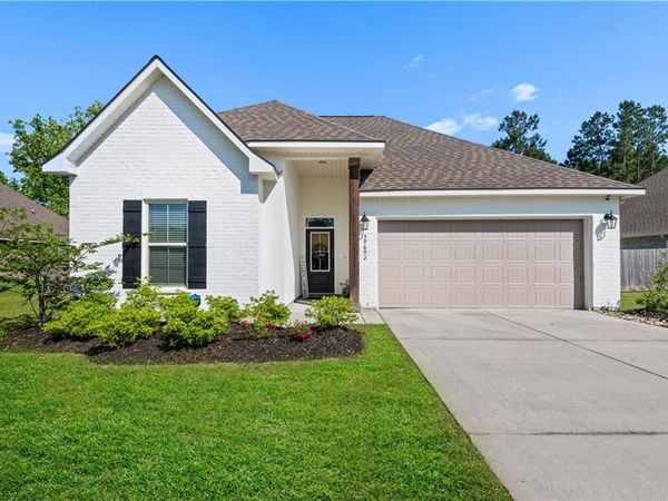 39692 FAIRHOPE Drive, Ponchatoula, LA 70454
