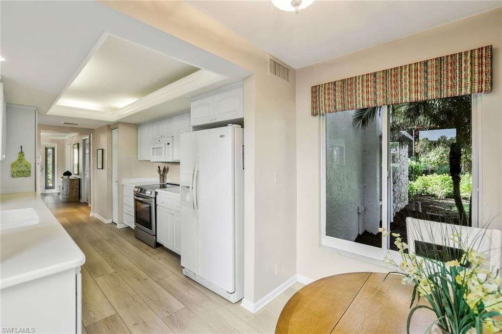 1111 Wildwood Ln , Unit 1111, Naples, FL 34105 Photo