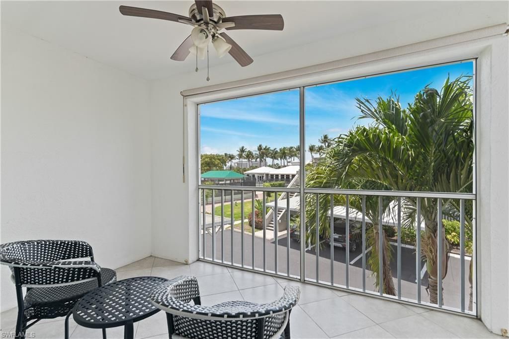 511 Club Side Dr , Unit 1-511, Naples, FL 34110 Photo