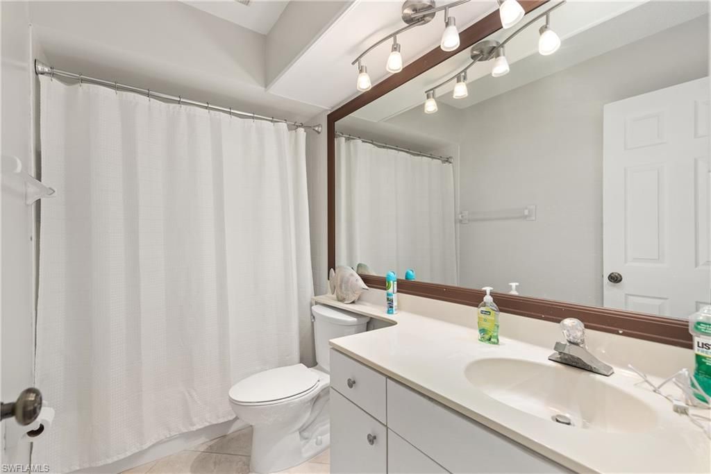 511 Club Side Dr , Unit 1-511, Naples, FL 34110 Photo