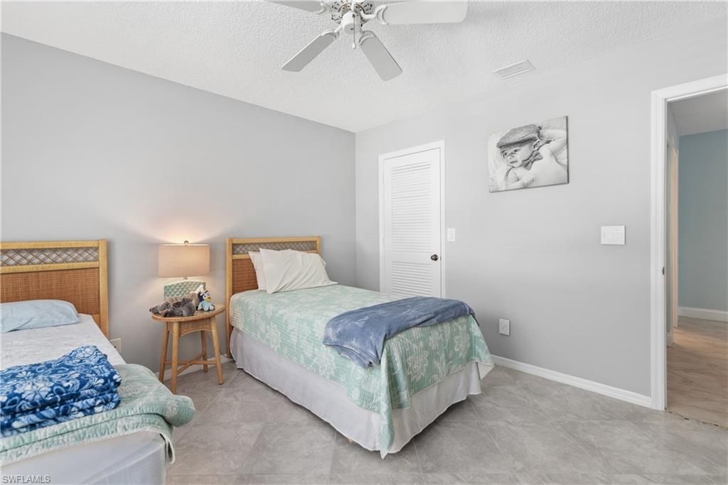 511 Club Side Dr , Unit 1-511, Naples, FL 34110 Photo