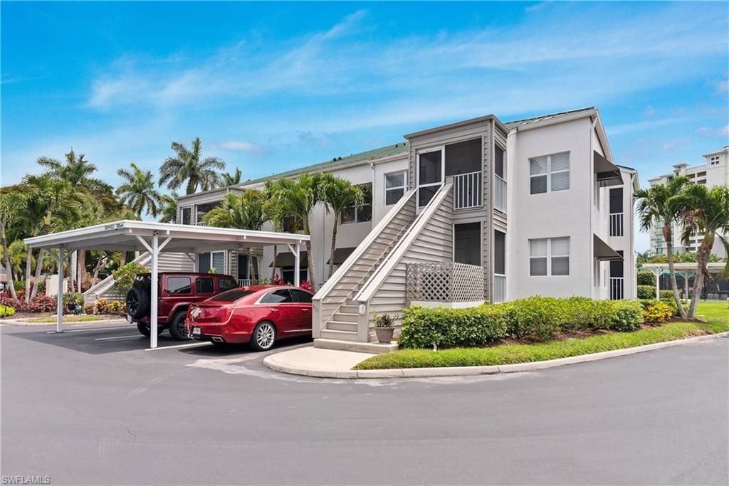 511 Club Side Dr , Unit 1-511, Naples, FL 34110 Photo