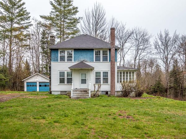 42 Elm Street, Lunenburg, VT 05906