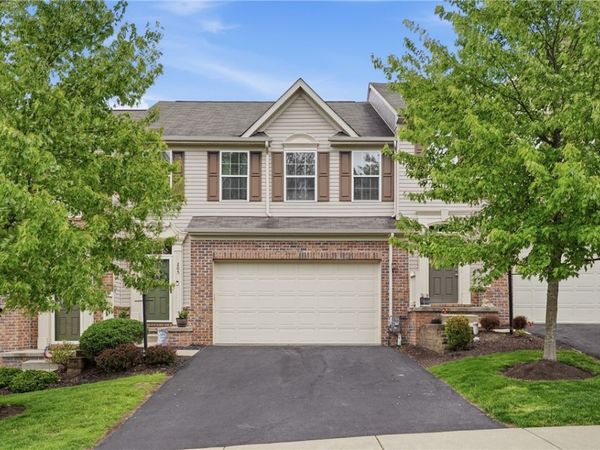 205 Broadstone Drive, Mars, PA 16046