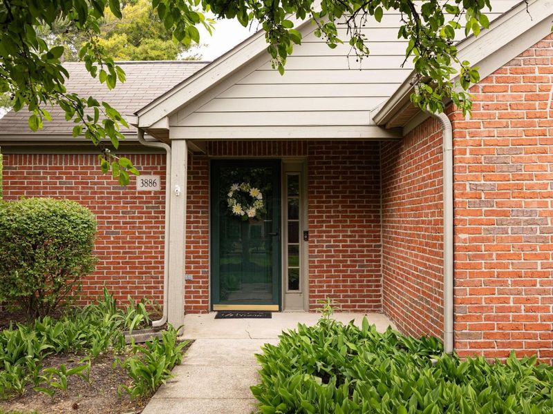 3886 Sandstone Circle , Powell, OH 43065 Photo 2