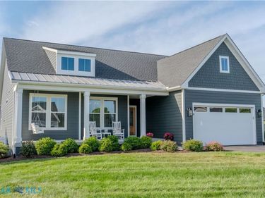 8 Mt Jean South, Irvington, VA 22480