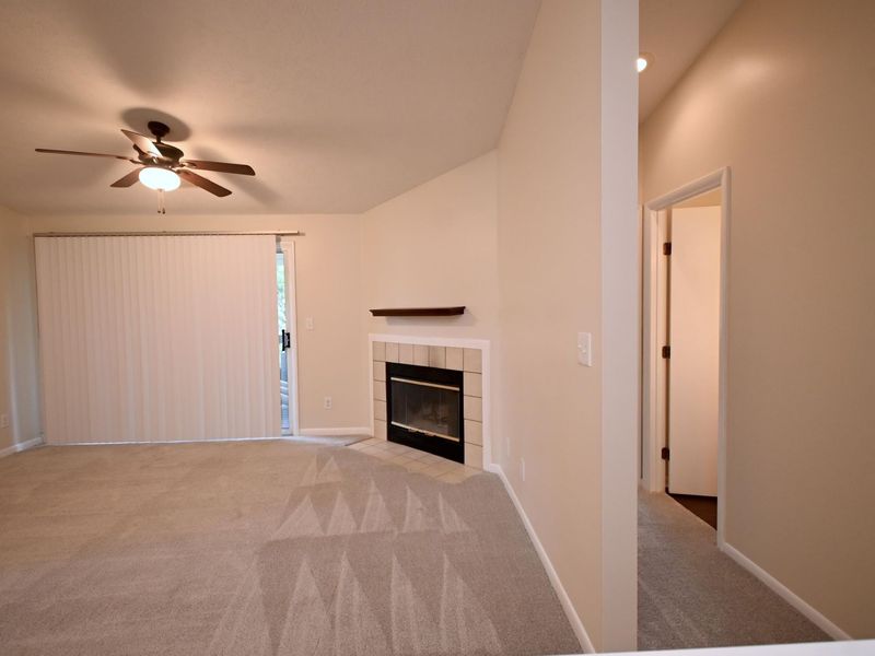27 Rio Grande Circle, Unit 11, Florence, KY 41042 Photo 6