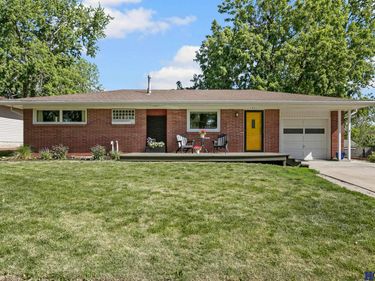 1831 Rancho Road , Lincoln, NE 68502