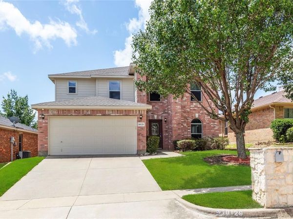 10129 Cougar Trail, Fort Worth, TX 76108