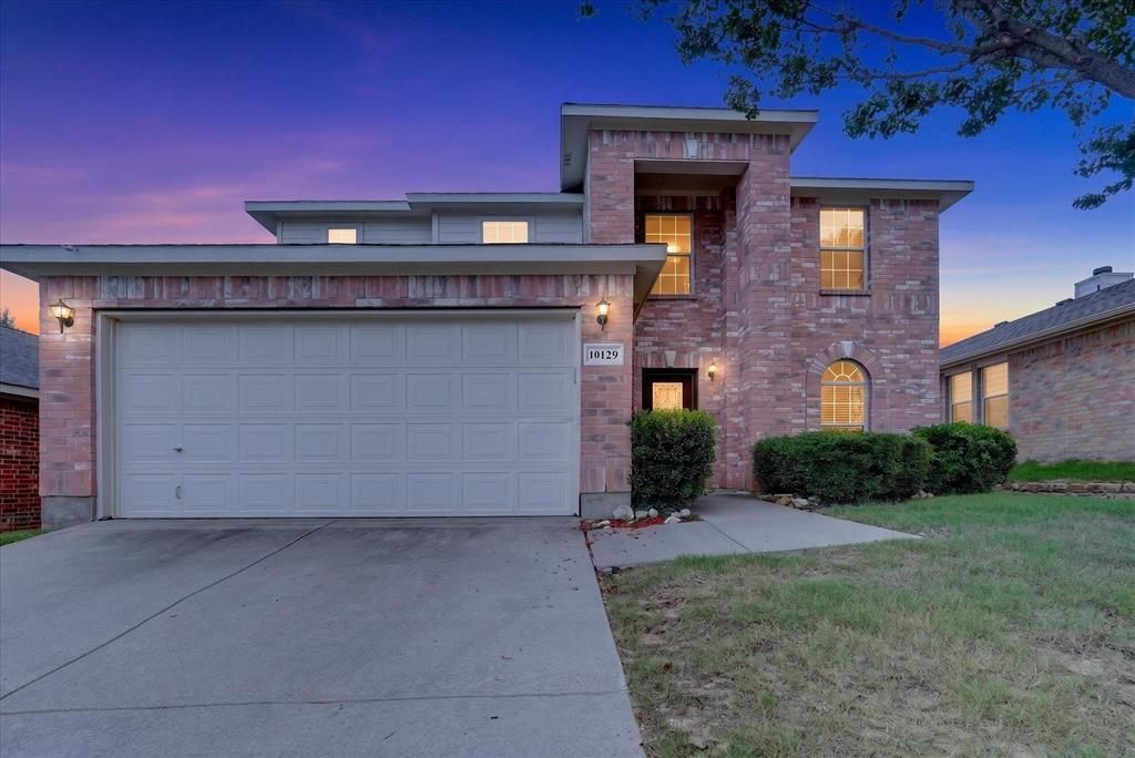 10129 Cougar Trail, Fort Worth, TX 76108 Main Photo