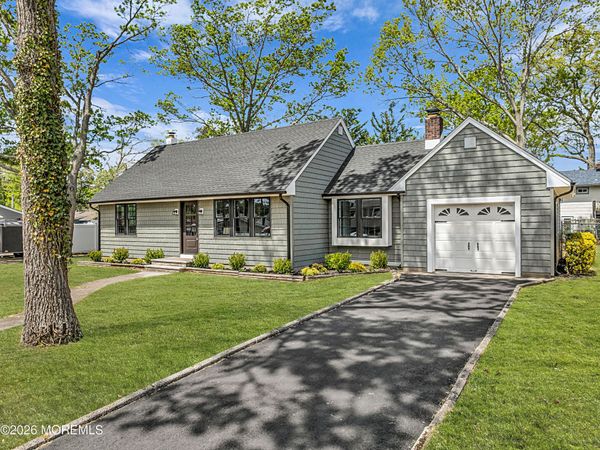 620 Tiller Avenue, Beachwood, NJ 08722