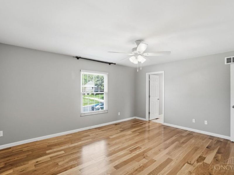 7813 Meadowcreek Drive, Cincinnati, OH 45244 Photo 38