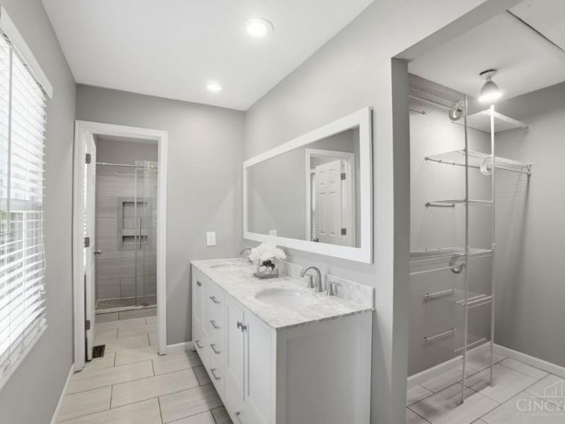 7813 Meadowcreek Drive, Cincinnati, OH 45244 Photo 39