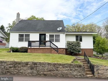 19305 UPPER CONSOL ROAD NW , FROSTBURG, MD 21532
