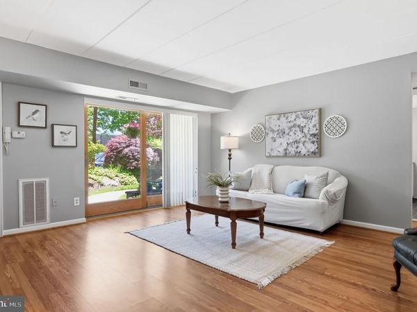 265 E VILLAGE ROAD, HOLLAND, PA 18966